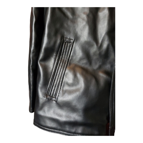 A Collezioni  Men's Size S 48 Black Faux Leather Jacket - Picture 4 of 8
